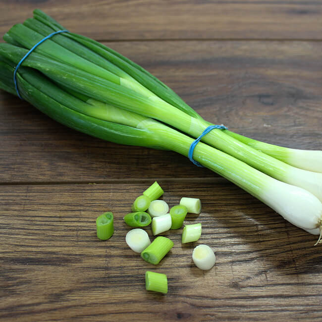 Spring Onion (per bunch)